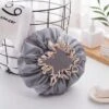 Merkloos Grijze Douchemuts Dames / Volwassenen / Meiden - Luxe Douchemuts - Shower Cap (Vagabond Model) -Verzorgingsproducten Verkoop 1200x1189 3
