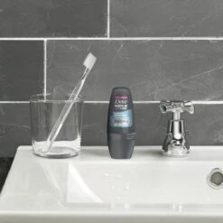 Dove Men+Care Clean Comfort Deodorant Roller - 6 X 50 Ml - Voordeelverpakking 10 Dove Men+Care Clean Comfort Deodorant Roller - 6 X 50 Ml - Voordeelverpakking -Verzorgingsproducten Verkoop 1200x1200 1165