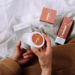 Naïf Magical Mom Geschenkset - Lichaamsolie & Bellybalm - Voordeelverpakking 90 + 100ml - Met Natuurlijke Ingrediënten 14 Naïf Magical Mom Geschenkset - Lichaamsolie & Bellybalm - Voordeelverpakking 90 + 100ml - Met Natuurlijke Ingrediënten -Verzorgingsproducten Verkoop 1200x1200 505