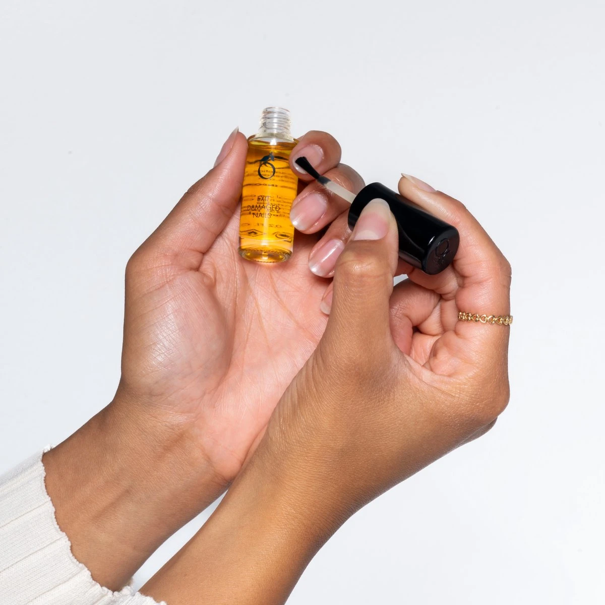 Herome Exit Damaged Nails Nagelolie – Amandelolie Met Vitamines En Mineralen Verbetert En Herstelt De Nagels - 7 Ml. 9 Herome Exit Damaged Nails Nagelolie – Amandelolie Met Vitamines En Mineralen Verbetert En Herstelt De Nagels - 7 Ml. - Afbeelding 7