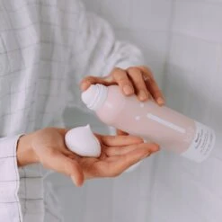 Naïf Bloom Doucheschuim - 2 X 200ml - Met Natuurlijke Ingrediënten -Verzorgingsproducten Verkoop 1200x1200 959