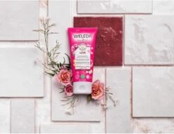 Weleda Aroma Shower Love Douchecrème -Verzorgingsproducten Verkoop 1200x926 1