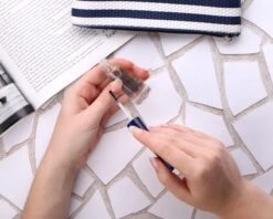 Herome Nagelriemverwijderaar - Cuticle Remover - Binnen 1 Minuut Elastische, Zachte En Soepele Nagelriemen - Verwijdert Losse Velletjes - 10ml. -Verzorgingsproducten Verkoop 1200x960 3