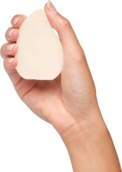 Garnier Loving Blends Solid Shampoo Bar Milde Haver - 1 Stuk - Voor Kwetsbaar Haar -Verzorgingsproducten Verkoop 850x1200