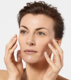 L’Oréal Paris RevitaLift Rejuvenating Serum Laser X3 - 30ml -Verzorgingsproducten Verkoop 1064x1200