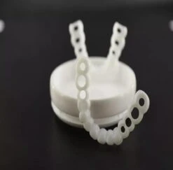 Kunstgebit - Facings - Witte Tanden - Kunst Tanden -Verzorgingsproducten Verkoop 1200x1179 5