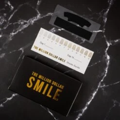 The Million Dollar Smile® - Teeth Whitening Strips - Crest Whitestrips -Tandenbleken - 28 Bleekstrips - 14 Behandelingen - Professionele Tandenbleek Strips - Tandenblekers - Wittere Tanden - Zonder Peroxide - Tanden Bleken - -Verzorgingsproducten Verkoop 1200x1200 422