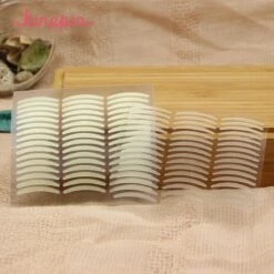 Merkloos 44-Commerce Verbeterde 1056X Stuks Ooglidstickers | Luxe Ooglidtape | Ooglidcorrectie | Eyelidtape | Tape | Oog Strips | Monolid Correctie | Vergrotende Ogen | Oog Make-up | Ooglidtape | Oogcorrectie Strips | Eyelid Tapes | Oogleden Stickers | Ooglid -Verzorgingsproducten Verkoop 1200x1200 565