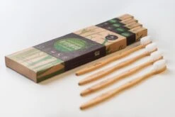 Bamboe Tandenborstel By Olive 4 St. Genummerd 100% Moso Bamboo 15 Bamboe Tandenborstel By Olive 4 St. Genummerd 100% Moso Bamboo -Verzorgingsproducten Verkoop 1200x800 9