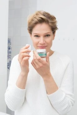 Biodermal Dagcreme -en Nachtcrème - Hydraterend En Voedend - 50ml -Verzorgingsproducten Verkoop 799x1200 2