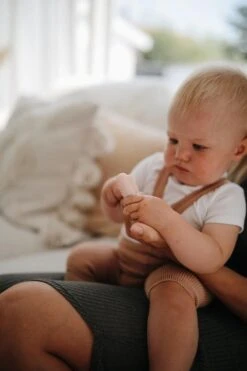 Mushie Finger Toothbrush Clay/Sand - Vingertandenborstel Baby - 2 Stuks Per Verpakking - Tandenborstel Siliconen -Verzorgingsproducten Verkoop 800x1200 1