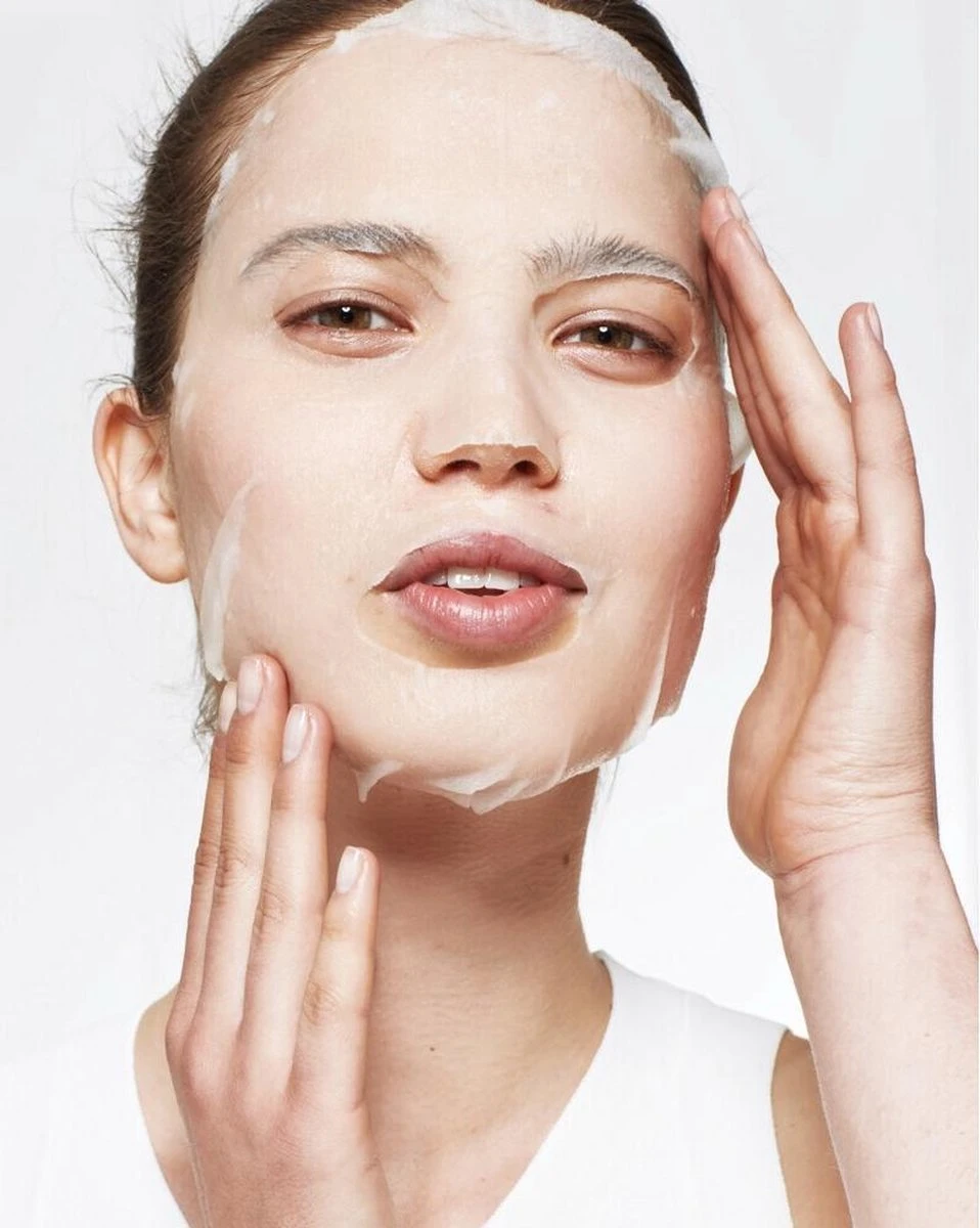 Garnier SkinActive Tissue Gezichtsmasker Hydraterend & Kalmerend - 1 Stuks 4 Garnier SkinActive Tissue Gezichtsmasker Hydraterend & Kalmerend - 1 Stuks - Afbeelding 2